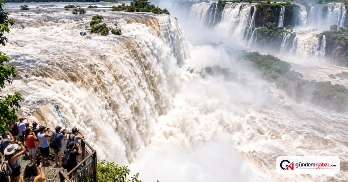 Iguazú Şelaleleri'nden saniyede 8,37 milyon litre su akıyor