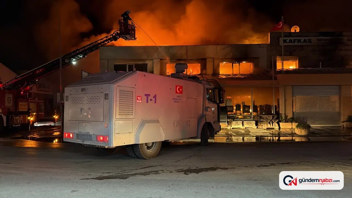 Eskişehir'de Baksan Sanayi Sitesi'nde yangın çıktı