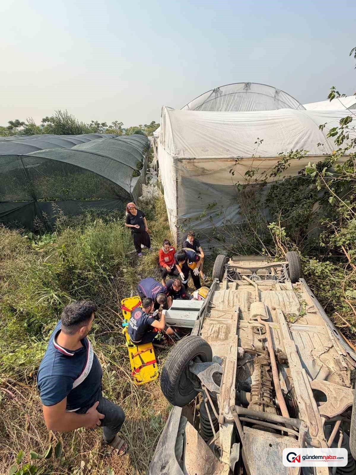 Osmaniye Kadirli'de otomobil takla attı, 3 yaralı