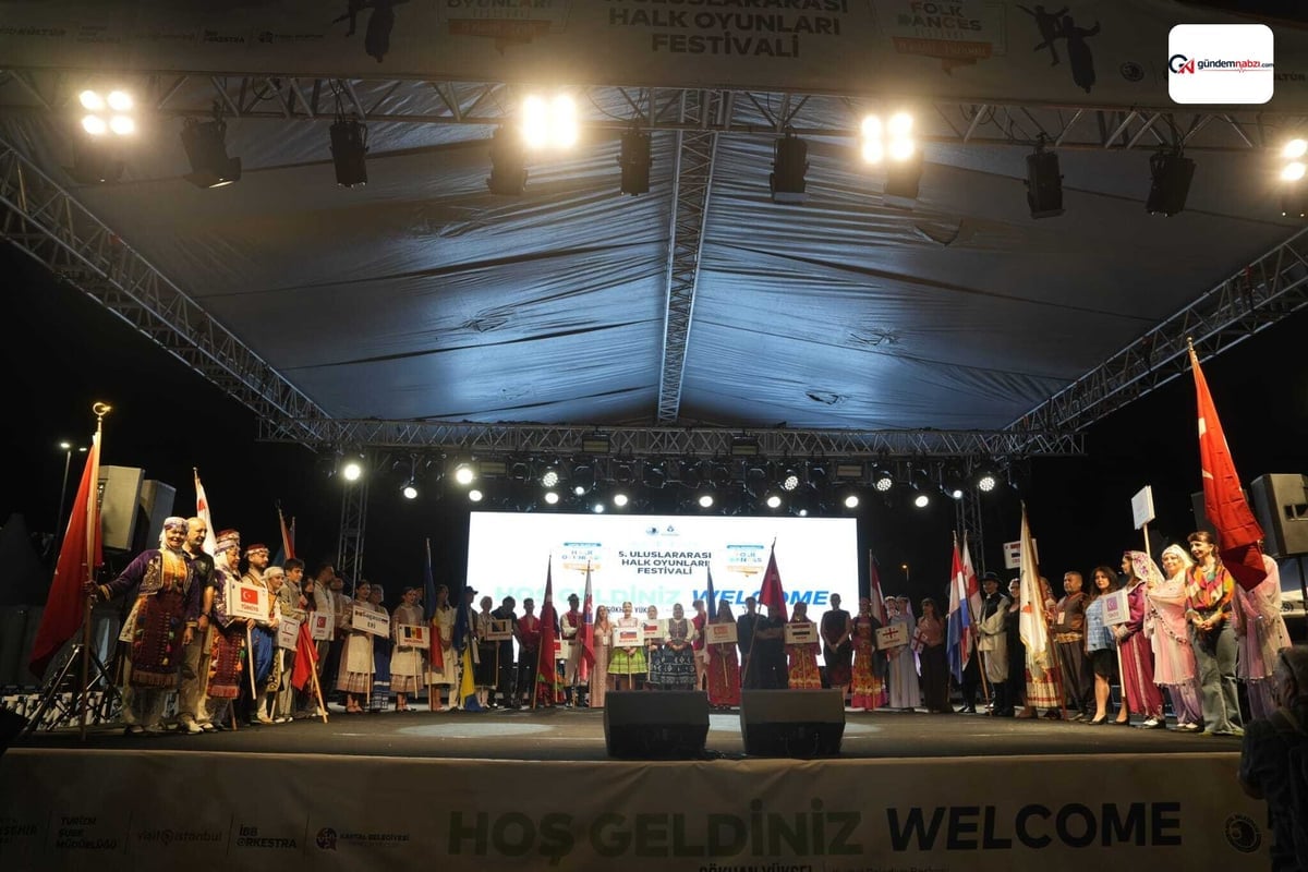 Kartal'da 5. Uluslararası Halk Oyunları Festivali sona erdi