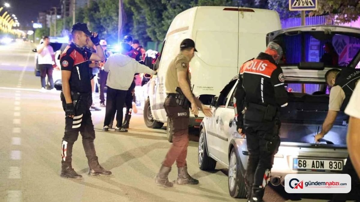 Aksaray'da denetim: Her araç durdurulup kontrol edildi