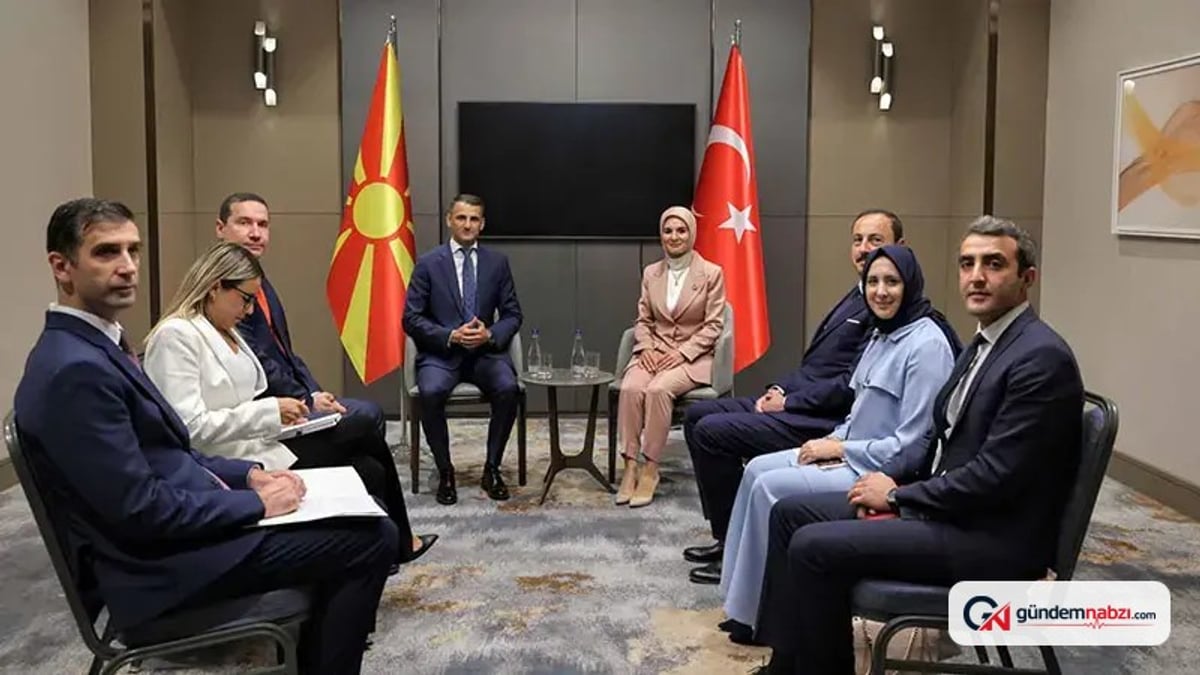 Bakan Göktaş, Kuzey Makedonya'da ikili görüşmeler yaptı