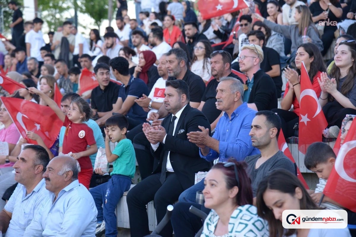 Kahramankazan'da Milli gurur: Şampiyonluk coşkusu yaşandı