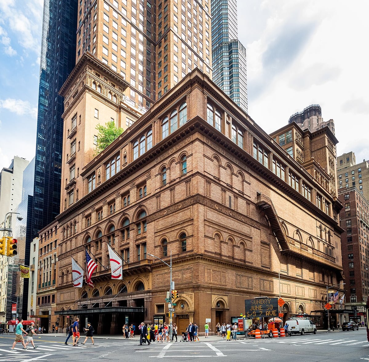 CSO 200. yıl sezonunda Bükreş Prag Viyana ve New York'ta konser verecek