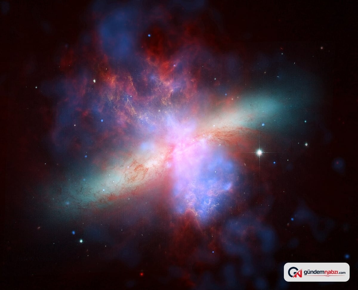 Hubble Satürn güney kutbunda 10 kenarlı bulut dalgası tespit etti