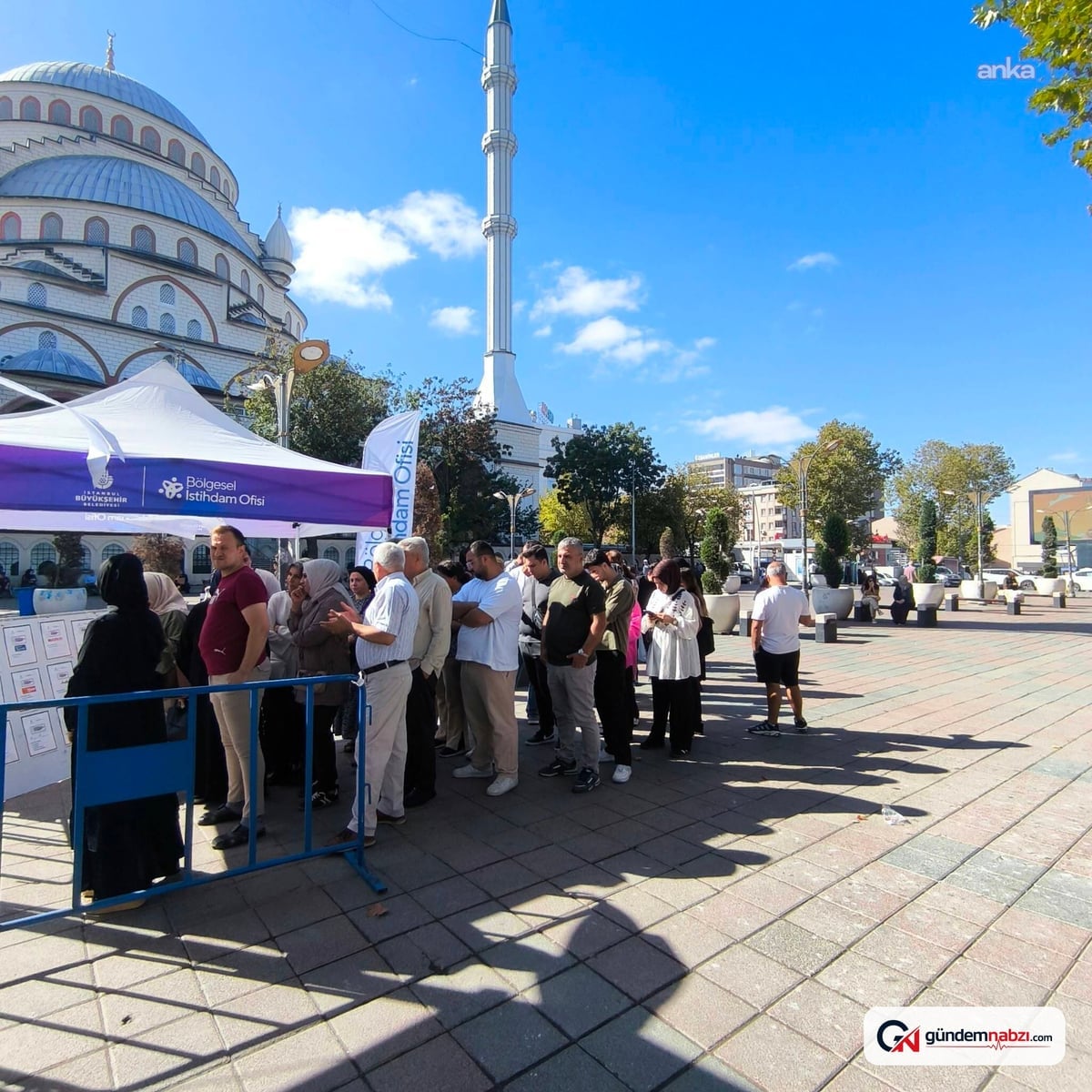 İBB kariyer fuarları Sultangazi ile başladı