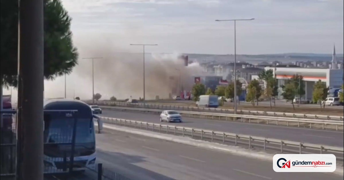 Silivri'de iş yerindeki yangın akaryakıt istasyonuna ulaşmadı