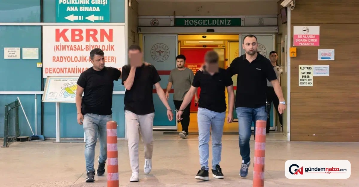 Kendilerini polis olarak tanıtarak 1,5 milyon lira altın çaldılar