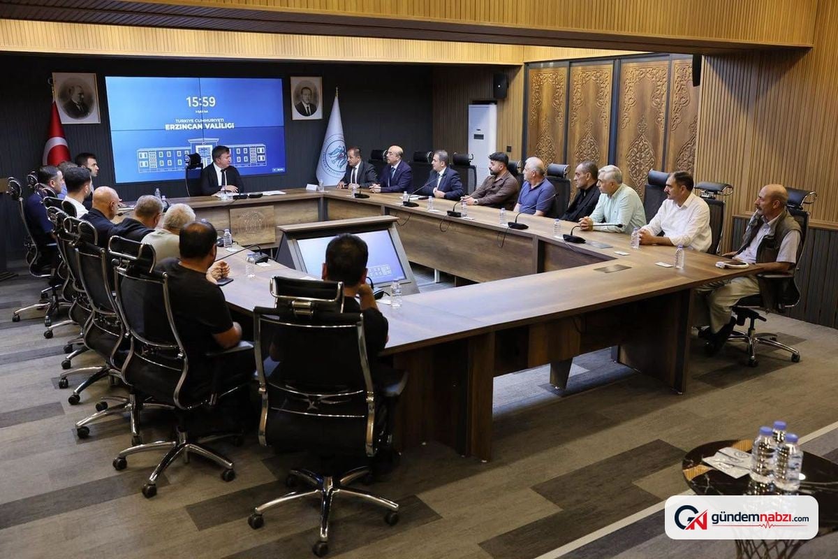 Erzincan'da tulum peyniri üreticileriyle sektör toplantısı yapıldı