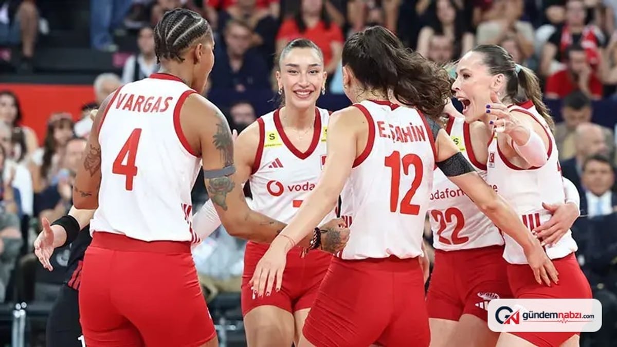 A Milli Kadın Voleybol Takımı Avrupa Şampiyonası'nda yarı finale yükseldi