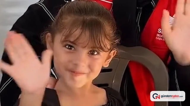 Şefkat Eli Derneği, Gazze'de kız çocukları için kuaför salonu açtı