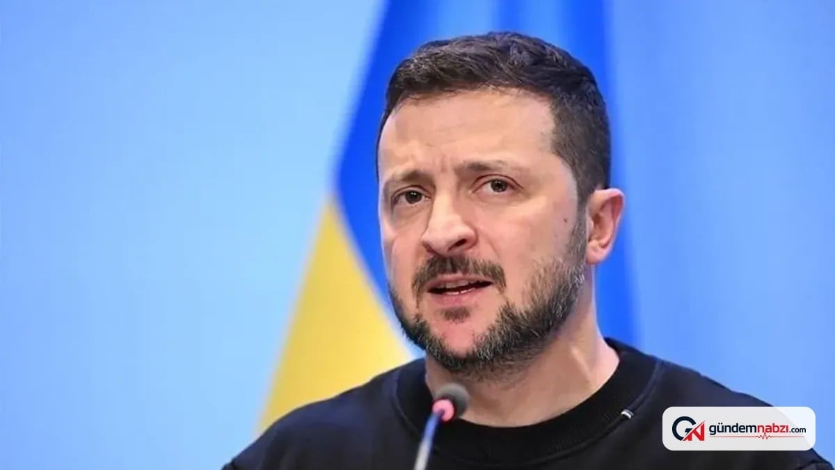 Zelenskiy: Rusya'daki askeri deniz üssünü vurduk