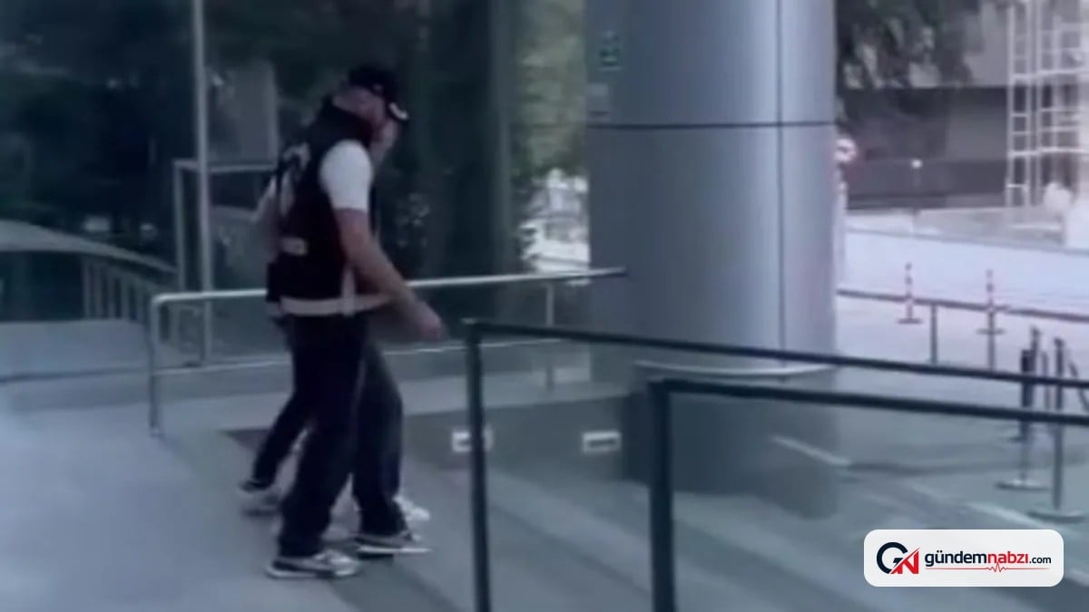 Eski bakanın doktoru yalan tanıklık suçlamasıyla gözaltına alındı