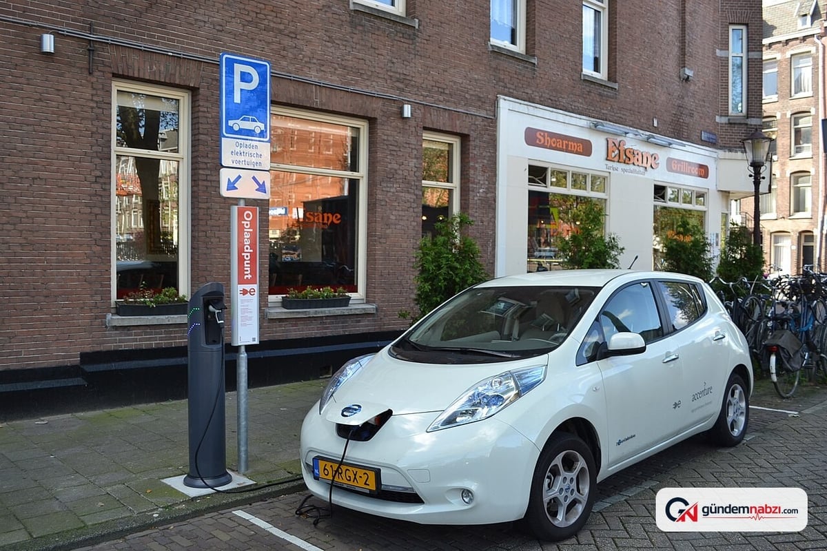 Elektrikli otomobillerde yangın riski için yetkili servis uyarısı