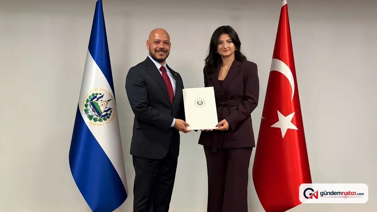 El Salvador, 23 yaşındaki Ayşe Esra Deveci’yi fahri konsolos olarak atadı