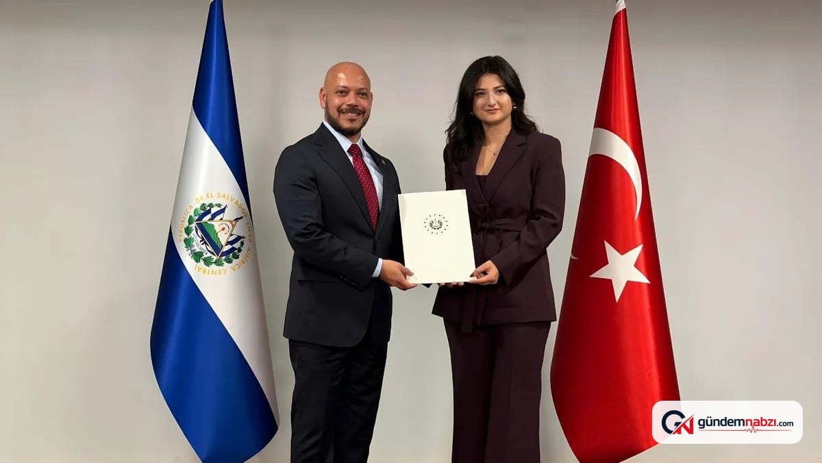 El Salvador, 23 yaşındaki Ayşe Esra Deveci’yi fahri konsolos olarak atadı