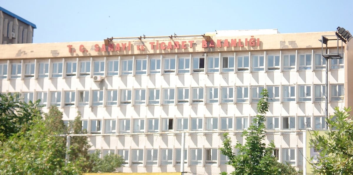 Ticaret Bakanlığı indirimli satış reklamlarını denetleyecek