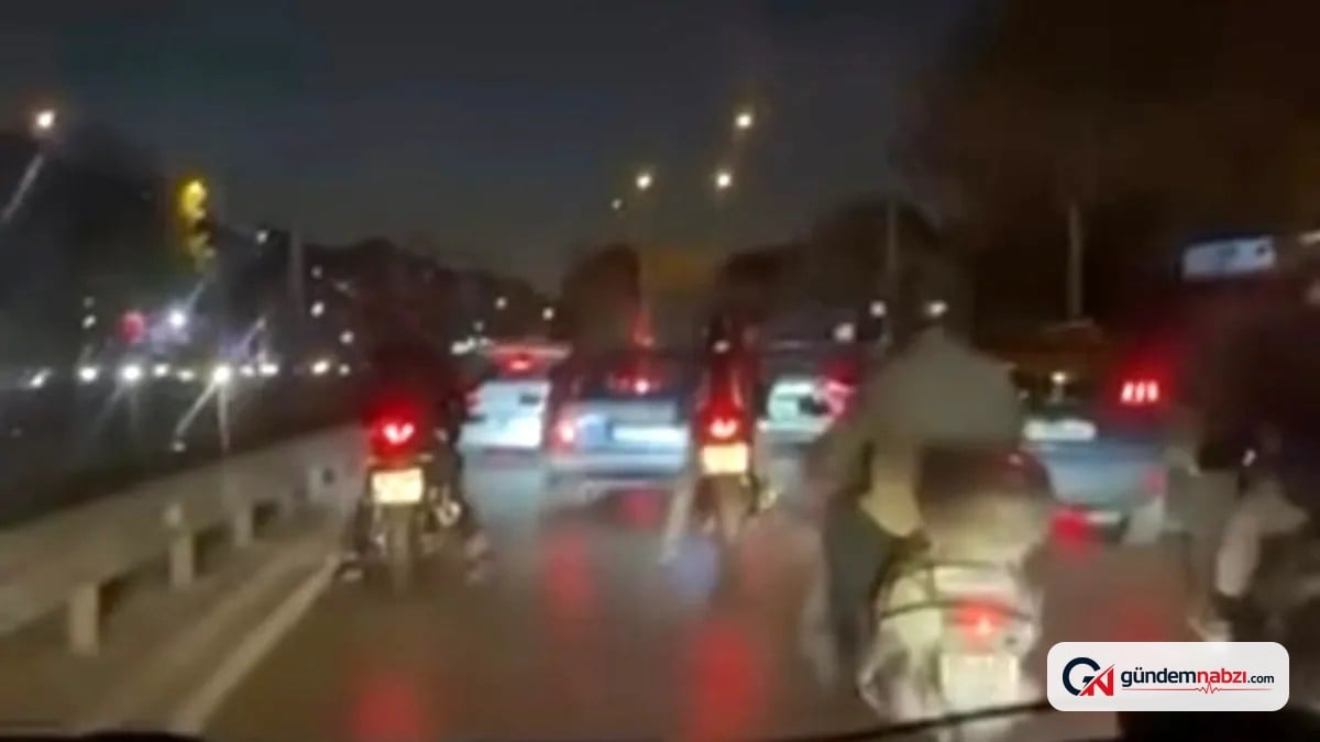 Bursa'da motosikletliler otomobili böyle sardı