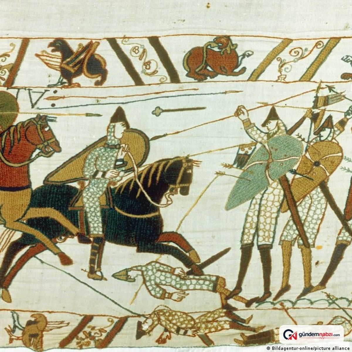 Yüzyıllık eser Bayeux İşlemesi Londra'da sergileniyor