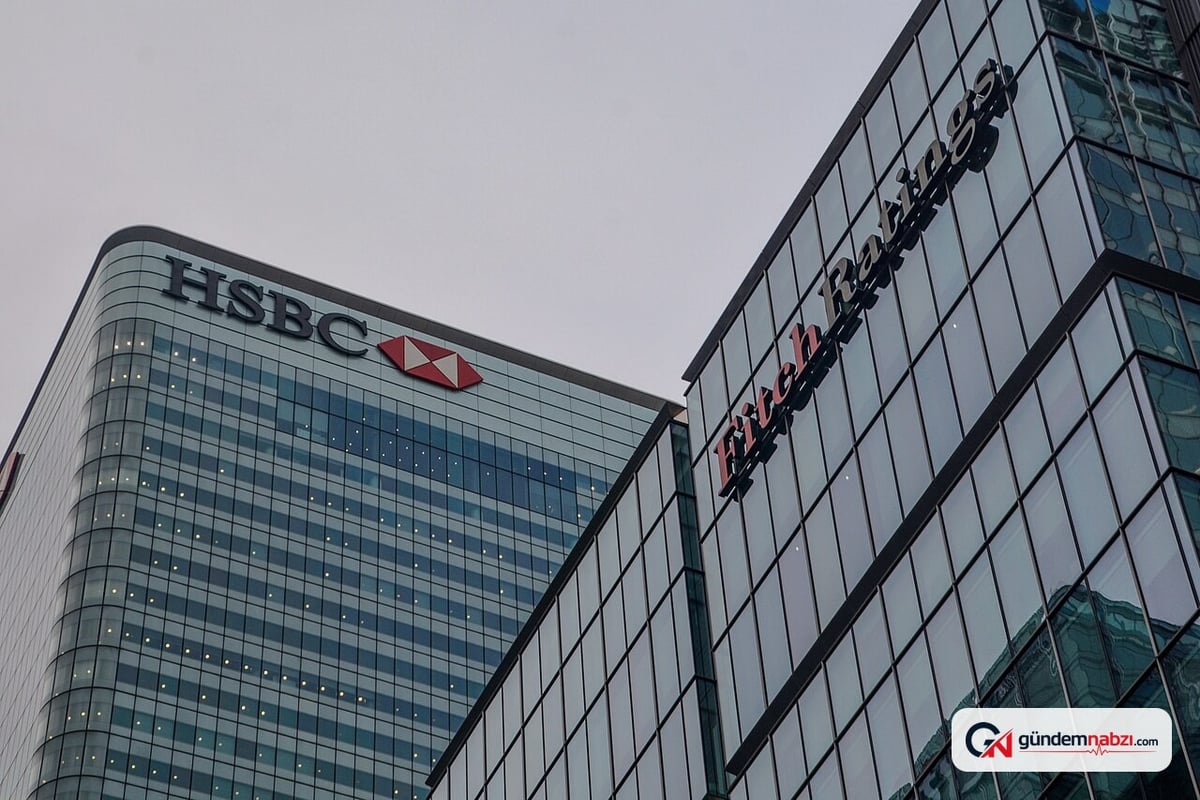 Fitch Portekiz'in kredi notunu A+'ya yükseltti