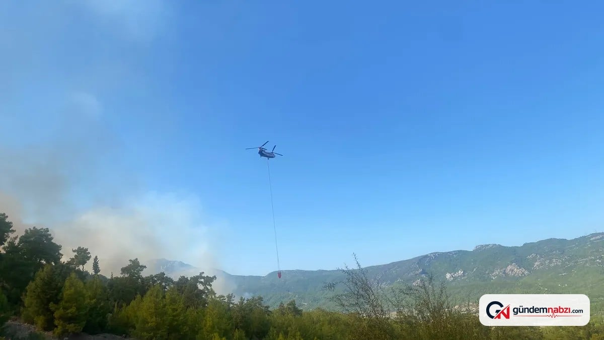 Antalya'da Orman yangını: 5 uçak ve 15 helikopterle müdahale ediliyor