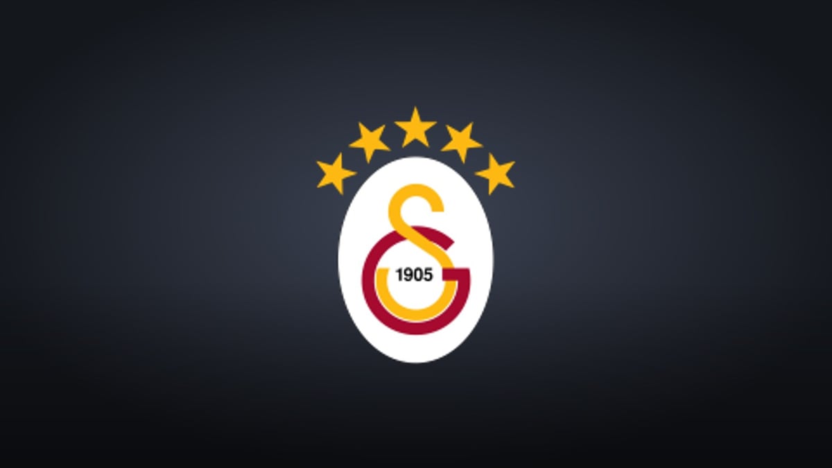 Galatasaray'da transfer eleştirileri sürüyor