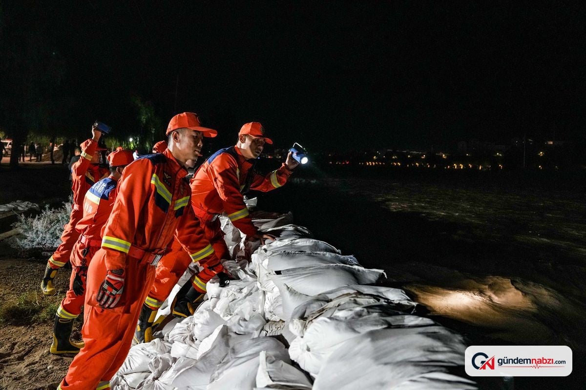 Çin'de Danghe Nehri'nin su seviyesi yükseldi