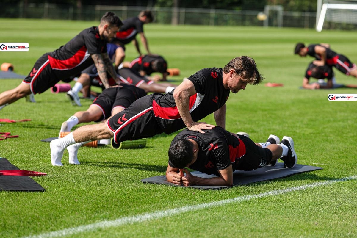 Samsunspor, Hollanda kampındaki çalışmalarına devam etti