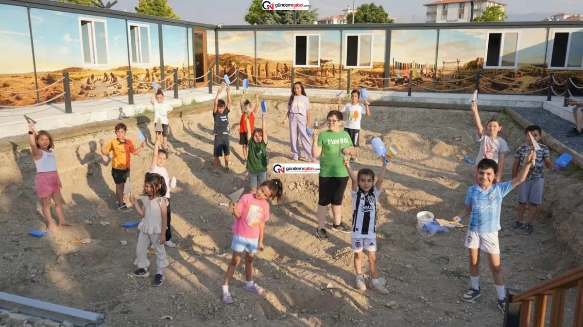 Konya'da Arkeopark etkinlikleri çocukların gelişimine katkı sağlıyor