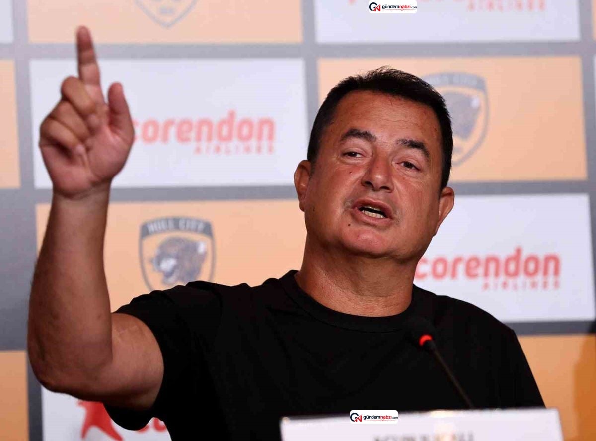 Hull City ile Corendon Airlines sponsorluk anlaşmasını yeniledi