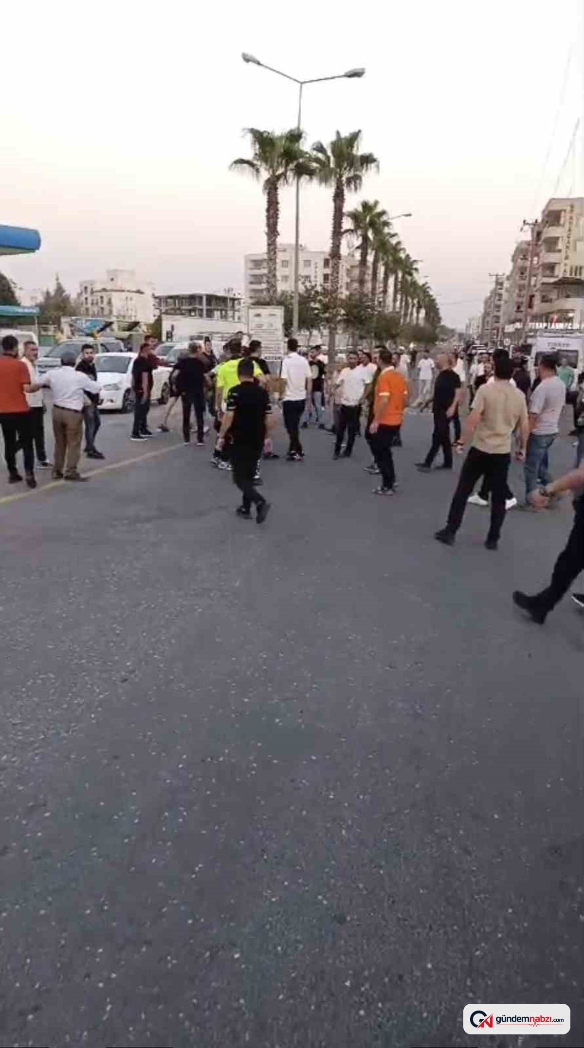 Mardin'de iki grup kavga etti: 2 yaralı