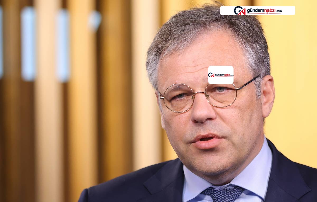 Ukrayna'da savunma bakanlığı koltuğu hükümet krizine yol açtı