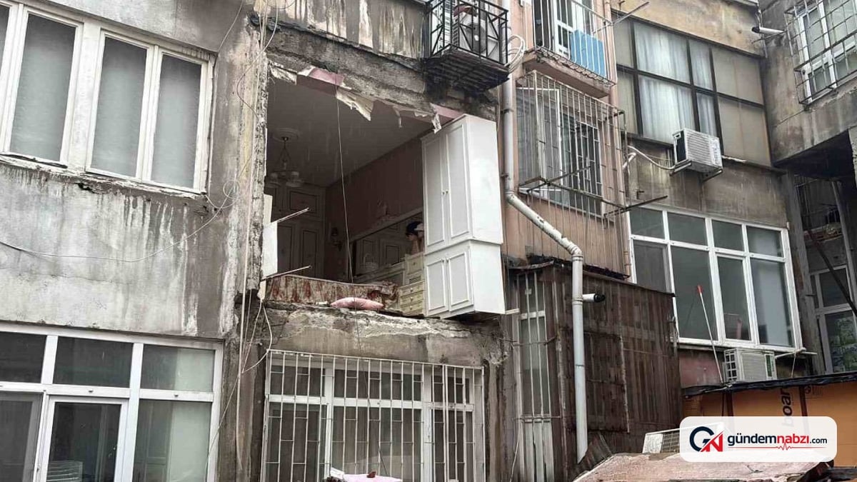 İstanbul Nişantaşı'nda binanın duvarı çöktü