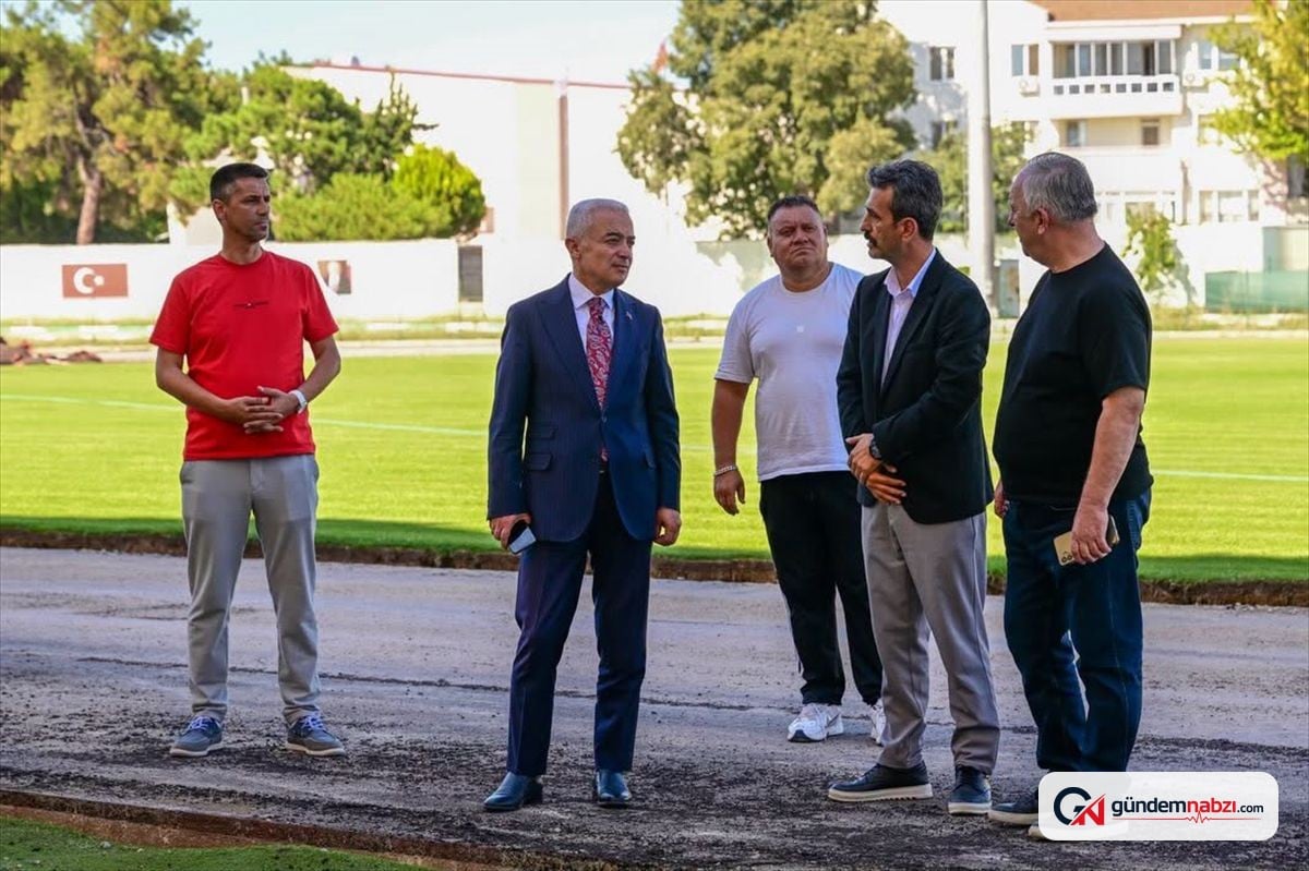 Kırklareli Valisi Turan, Atatürk stadyumu'ndaki çalışmaları inceledi