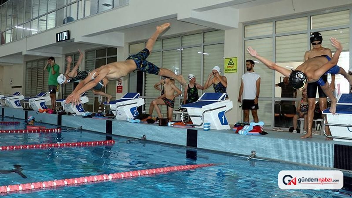 Van'da yüzme kursu hem şampiyonluk hem hayat kurtarıyor
