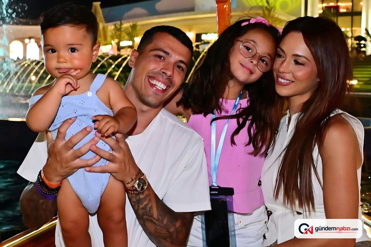 İspanyol futbolcu Pedro Porro tatil için Antalya'yı seçti