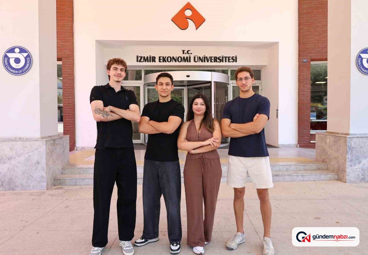 İzmir Ekonomi Üniversitesi öğrencileri tedarik zinciri yarışmasında ikinci oldu