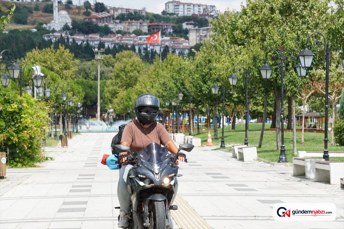 Motosikletiyle 53 ili gezen Ümran Özkan 81 ili tamamlamak istiyor