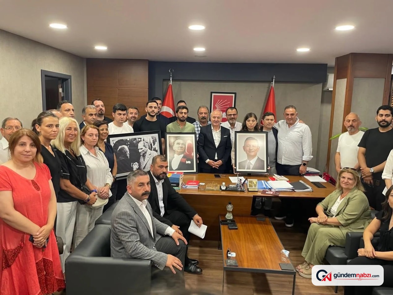 Kocaeli'de CHP il ve ilçe örgütünden toplu istifa kararı