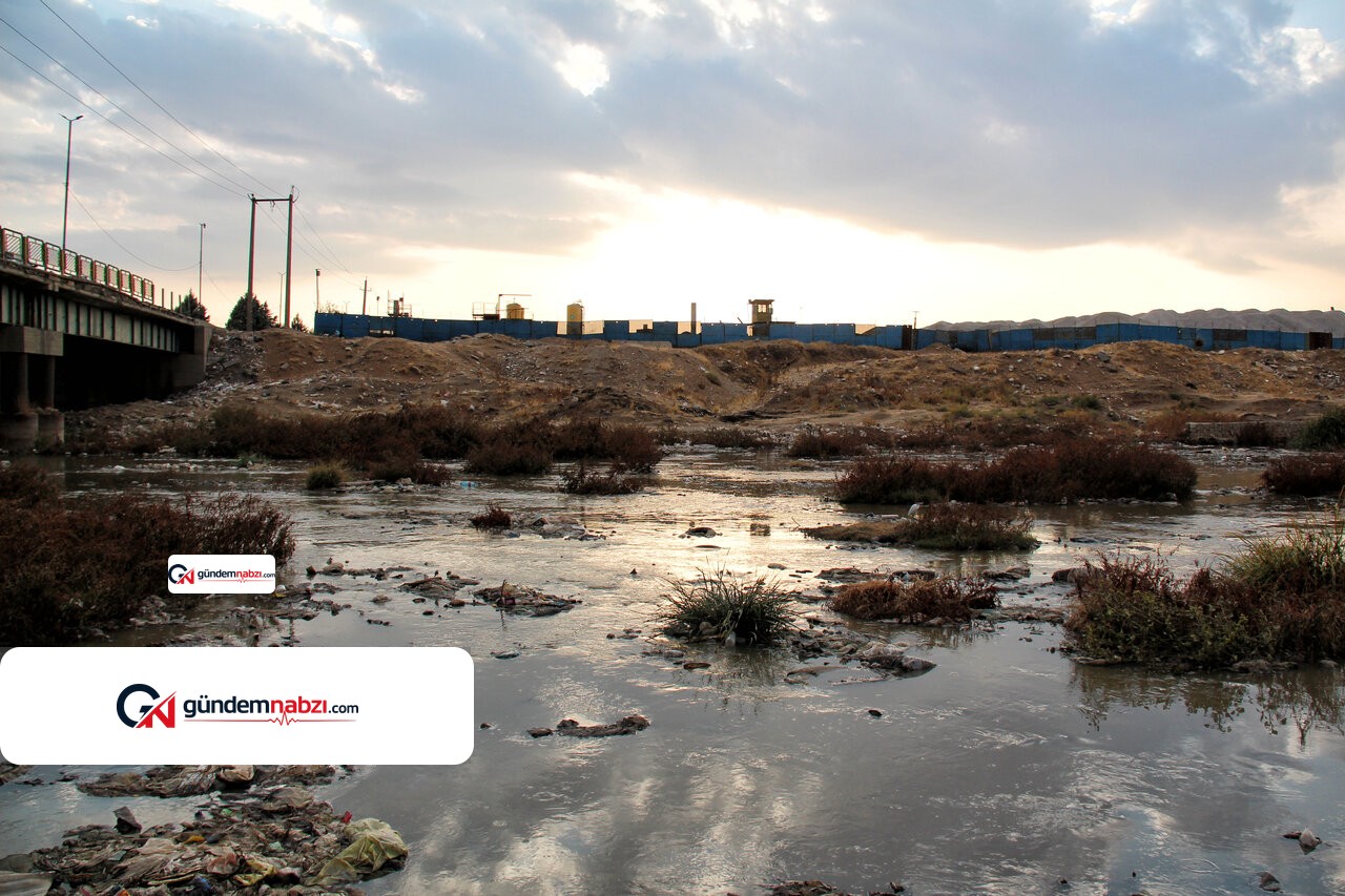 Kırmanşah'ta Qarasu Nehri kenarında çevre iyileştirme projesi başladı