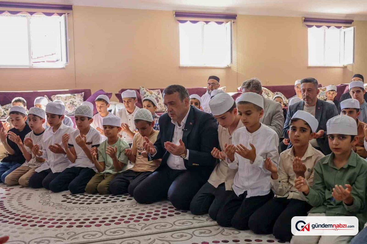 Bilecik Valisi Sözer'den hafız adaylarına ziyaret