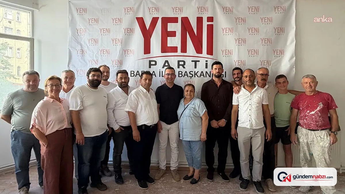 Samsun'da CHP Bafra ilçe Örgütü Yeni Parti'ye katıldı
