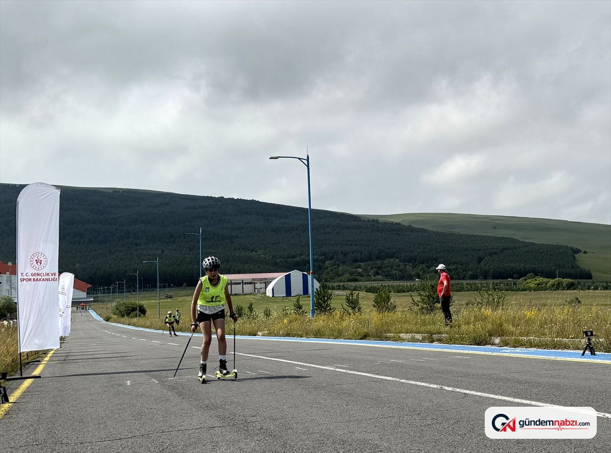 Ardahan'da Tekerlekli Kayak şampiyonası sona erdi