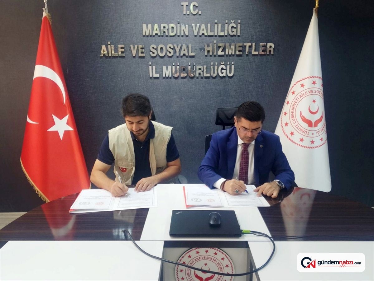 Mardin'de evlenen ve bebek sahibi olan çiftlere destek çantası