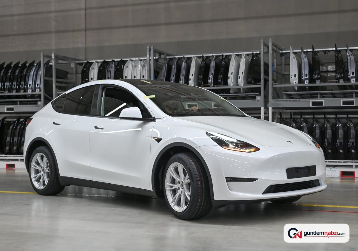 NHTSA, 1,2 milyon Tesla aracını süspansiyon arızası için inceliyor