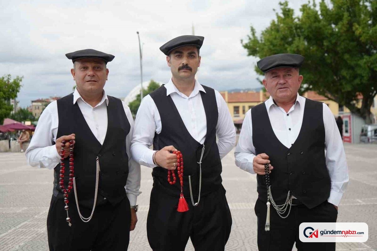 Samsun'da 'Çarşamba Beyleri' geleneksel kıyafetleri yaşatıyor