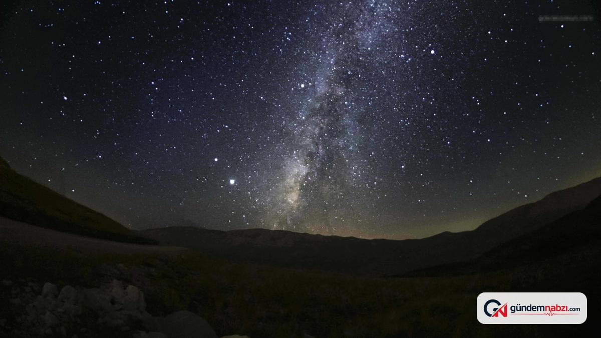 Perseid meteor yağmuru 13-14 Ağustos gecesi zirveye ulaşacak