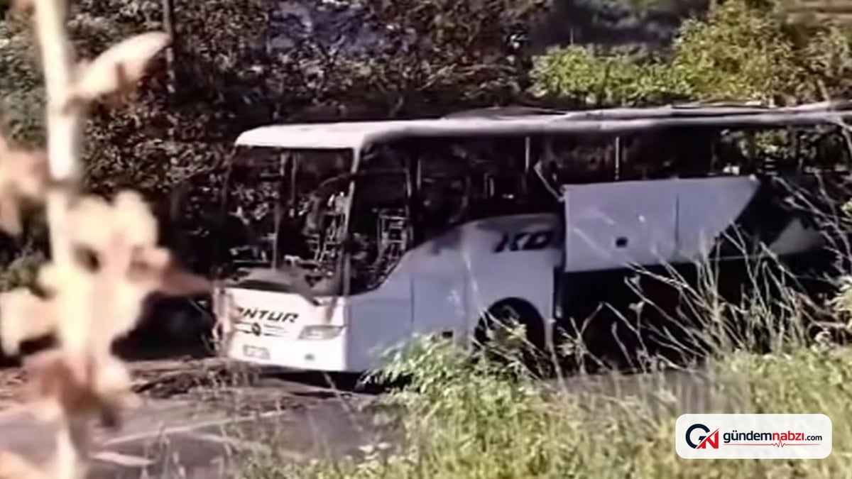 Mersin'de seyir halindeki yolcu otobüsü yandı