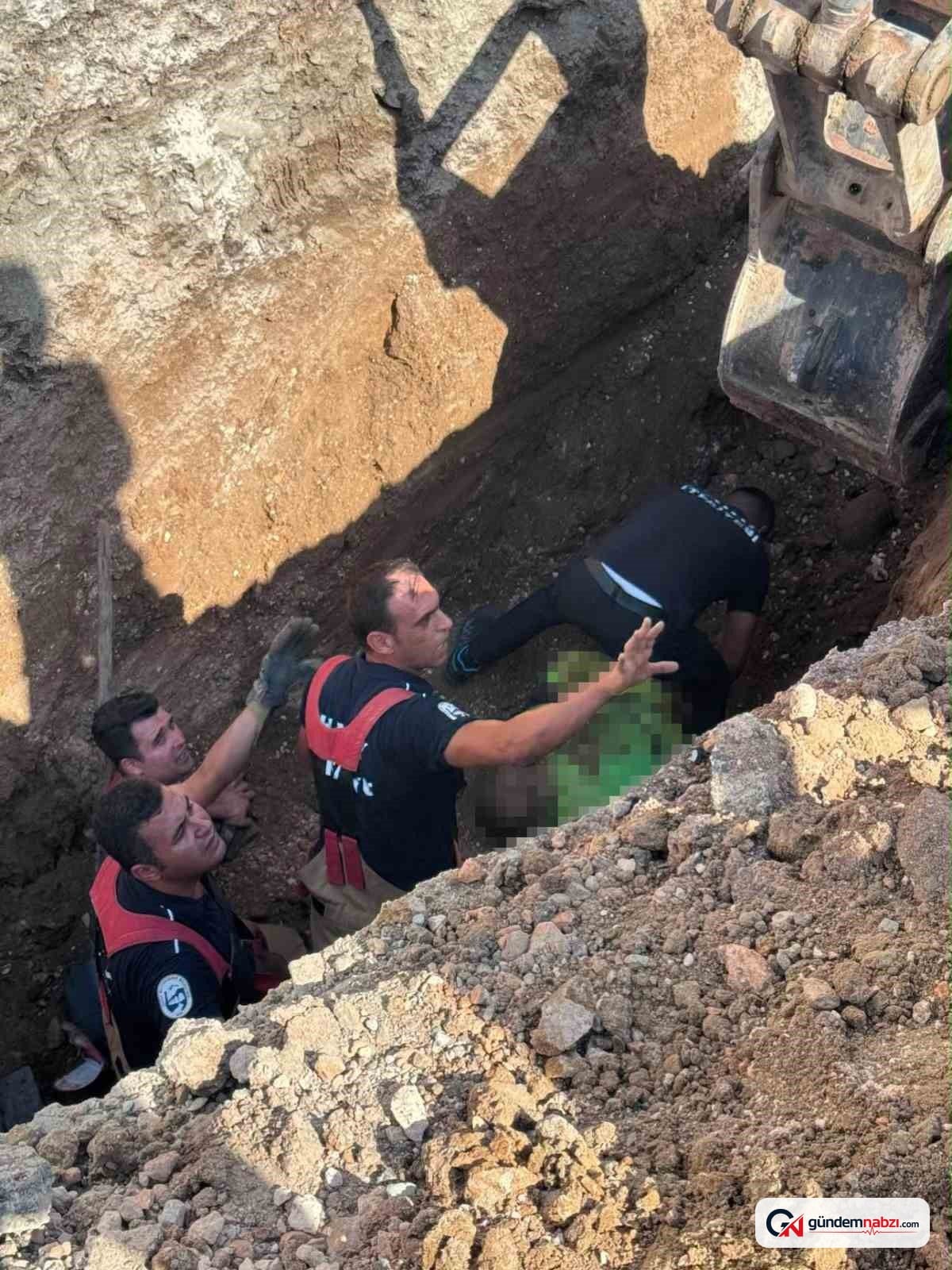 Hatay'da alt yapı çalışmasında toprak kayması: 1 işçi öldü
