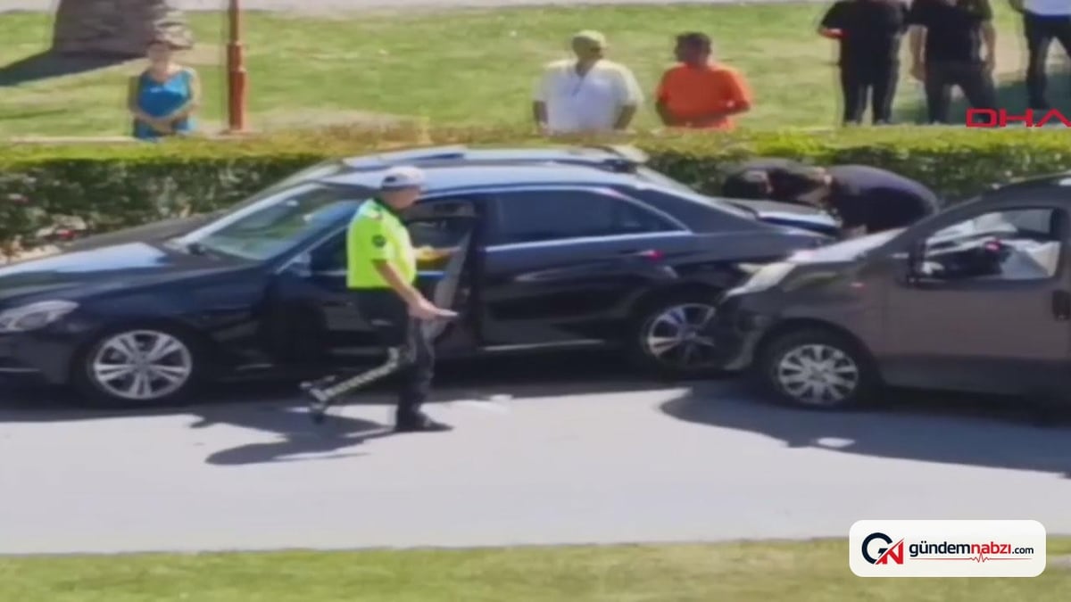 Zonguldak'ta geri manevra yapan araca bakan sürücü kaza yaptı